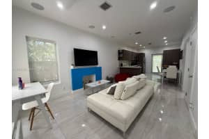 247 Nw 58th St, Miami