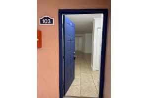 15781 Sw 106th Ter 103, Miami 15781 Sw 106th Ter 103, Miami