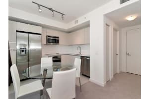 4250 Biscayne Blvd 810, Miami