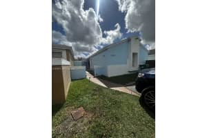 14952 Sw 75th Ter, Miami