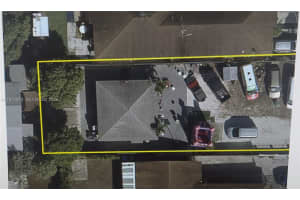 150 Nw 17th Ct, Miami