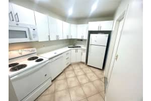 3115 Oakland Shores Dr E208, Oakland Park