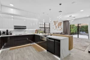 11174 Nw 72nd Pl, Parkland