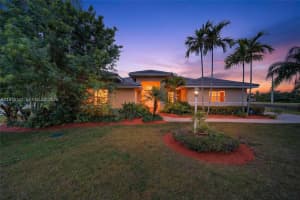 14040 Sw 83rd Ct, Palmetto Bay