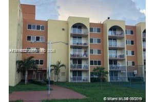 7000 Nw 186th St 4-227, Hialeah