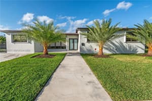 8421 Sw 27th Ter, Miami