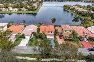 3494 Coco Lake Dr, Coconut Creek