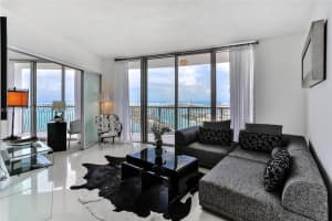 1750 N Bayshore Dr 5002, Miami