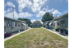124 Se 4th St 2, Hallandale Beach