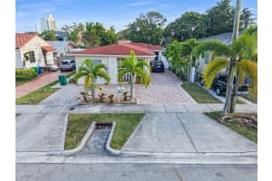 1620 Sw 19th St 1620, Miami