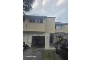 8253 Nw 9th Ct 2, Plantation