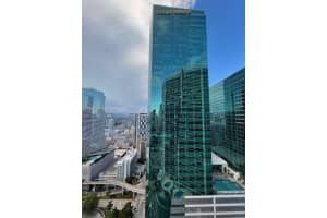 200 Biscayne Boulevard Way 4014, Miami