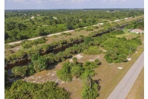 272 Baytree Dr., Port Charlotte