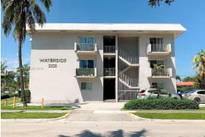 1101 Ne 80th St 201, Miami