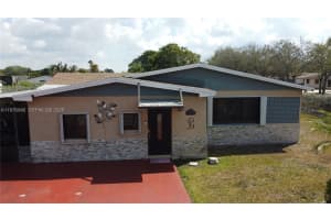 705 Nw 8th Ave, Florida City