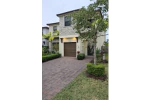 25216 Sw 108th Court, Homestead