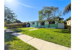1141 Ne 154th Ter, North Miami Beach