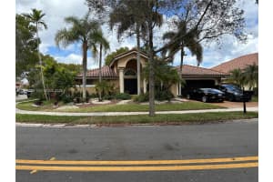 966 Spoonbill Cir, Weston