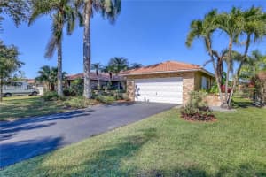 1048 Nw 110th Ln, Coral Springs
