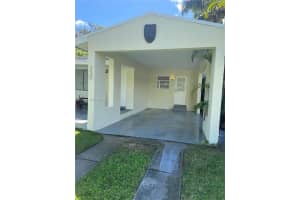 230 Ne 2nd Pl, Dania Beach