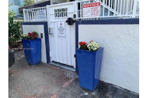 322 Taylor St 2d, Hollywood