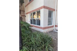 3320 N Pinewalk Dr N 1715, Margate