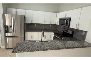 7655 Nw 116th Ave, Doral