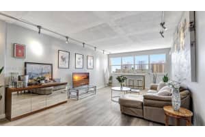 111 Golden Isles Dr G2, Hallandale Beach