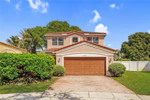 1410 Sw 106th Ter, Davie