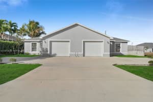 614 Sw 3rd Ct 614, Cape Coral