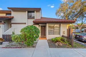 13253 Sw 110th Ter 19-1, Miami