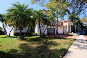 18438 Nw 11th St, Pembroke Pines