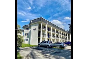 5100 Sw 64th Ave 105, Davie