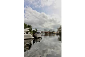 2290 Nw North River Dr 9, Miami