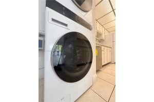 7949 Sw 104 St 213-d, Kendall