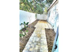 415 Nw 132nd St 2, North Miami