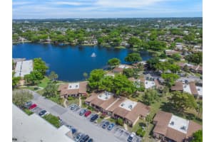 300 Berkley Rd 108, Hollywood