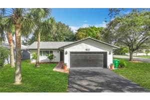 8977 Nw 21st Ct, Coral Springs