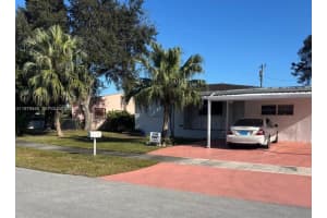 1170 Nw 90th St 1170, Miami