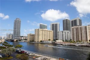 111 Golden Isles Drive C9, Hallandale Beach 111 Golden Isles Drive C9, Hallandale Beach