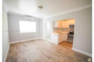 53 Ne 49th St 7, Miami