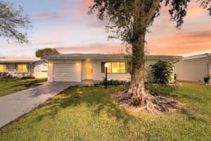 8941 Nw 13th St, Plantation