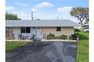 2818 Duke Ln, Delray Beach