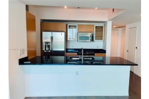 951 Brickell Ave 3211, Miami