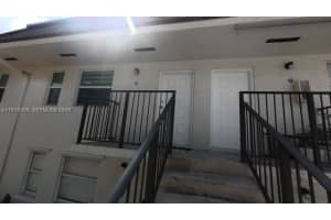 7121 Sw 129th Ave 8, Miami
