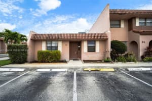 35 Cortez Way 1-43, Davie