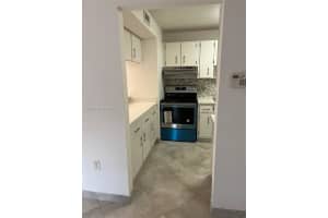 20760 Ne 4th Ct 207, Miami