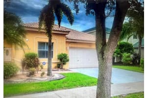 803 Vista Meadows Dr, Weston