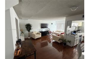 9390 W Flagler St 225c, Miami