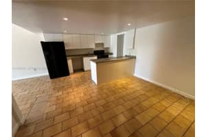 13210 Ne 3rd Ave R, North Miami